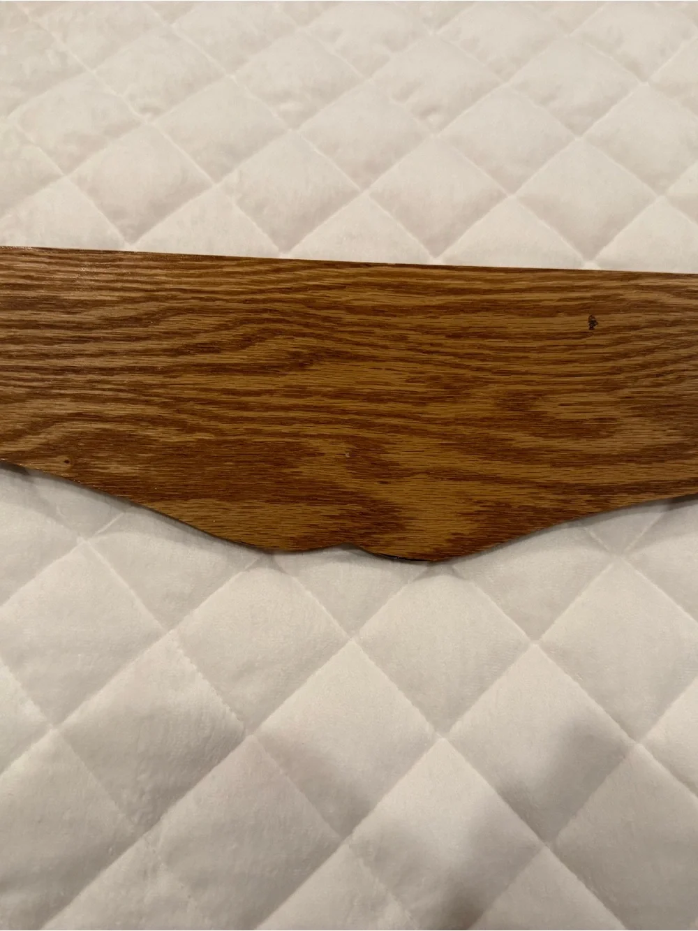 Wooden Wall Rack in Oak with 8 Pegs for Hanging - Home Wall Decor